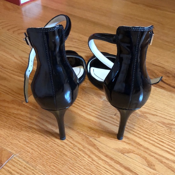 Lady black Heels 7.5 - Picture 3 of 5